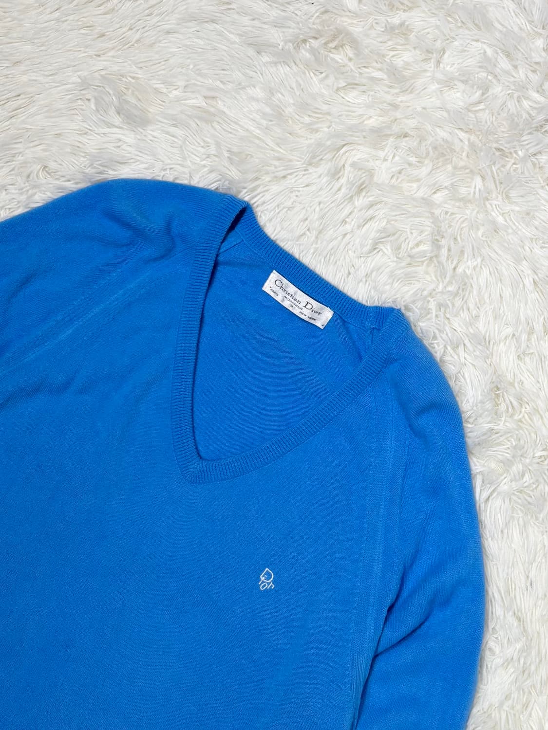 크리스찬 디올 90‘s USA 베이비블루 브이넥 니트 상품이미지4