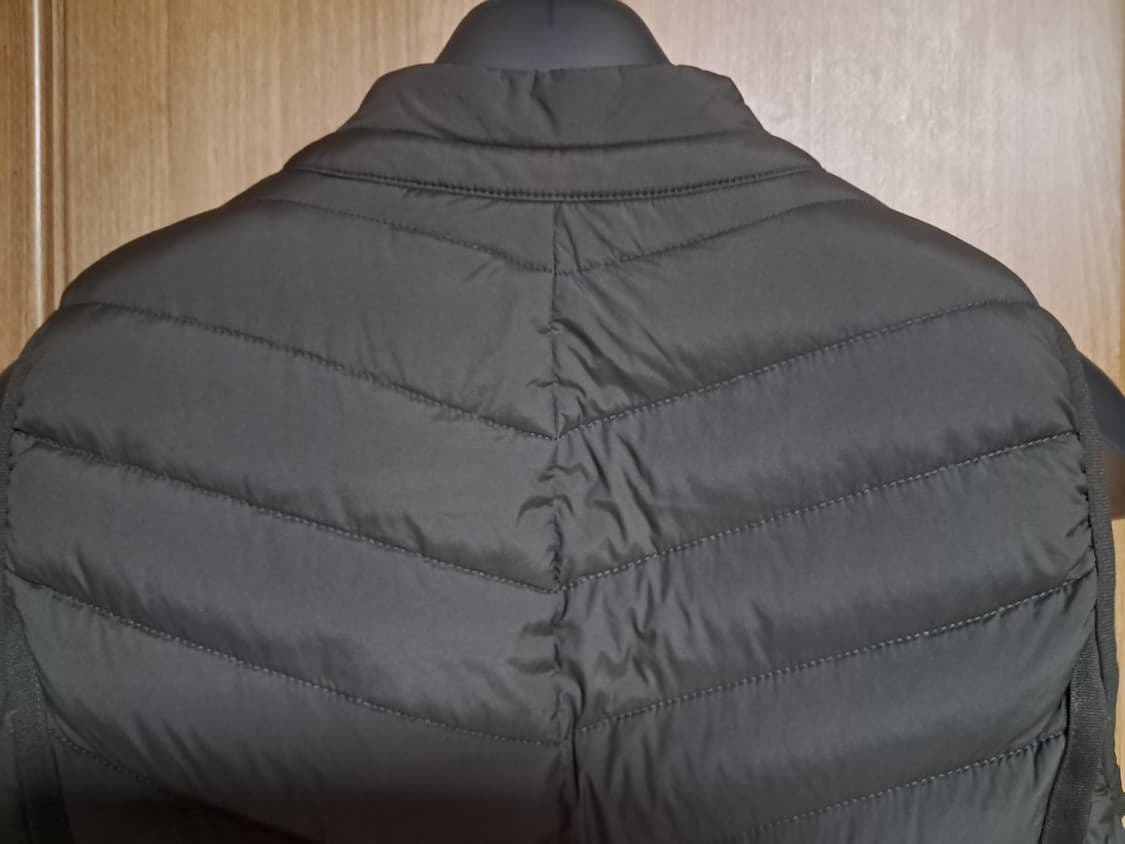 와이드앵글 경량 패딩조끼 90 상품이미지4