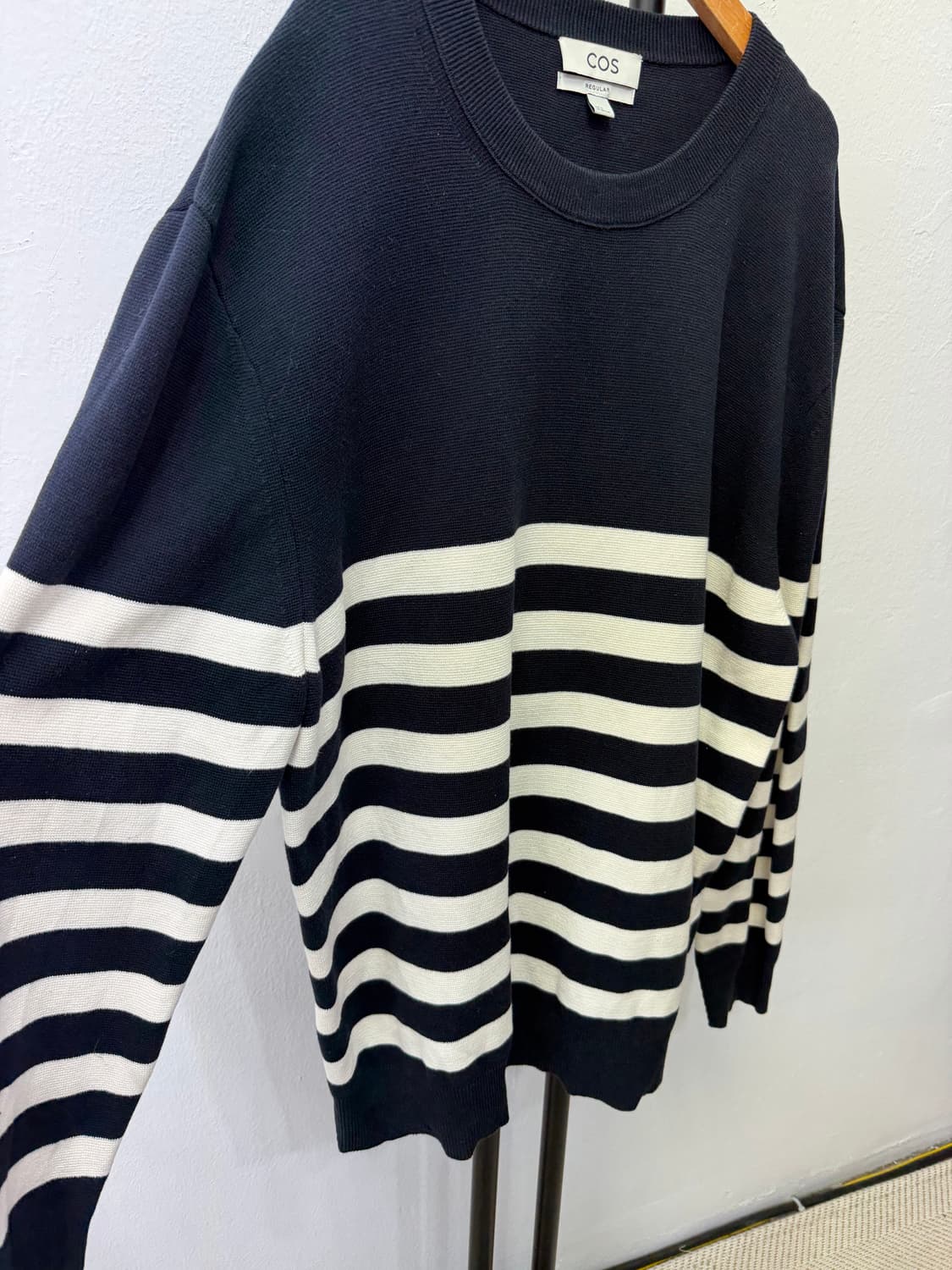 정품) COS 코스 남성 스트라이프 니트 XL 상품이미지2