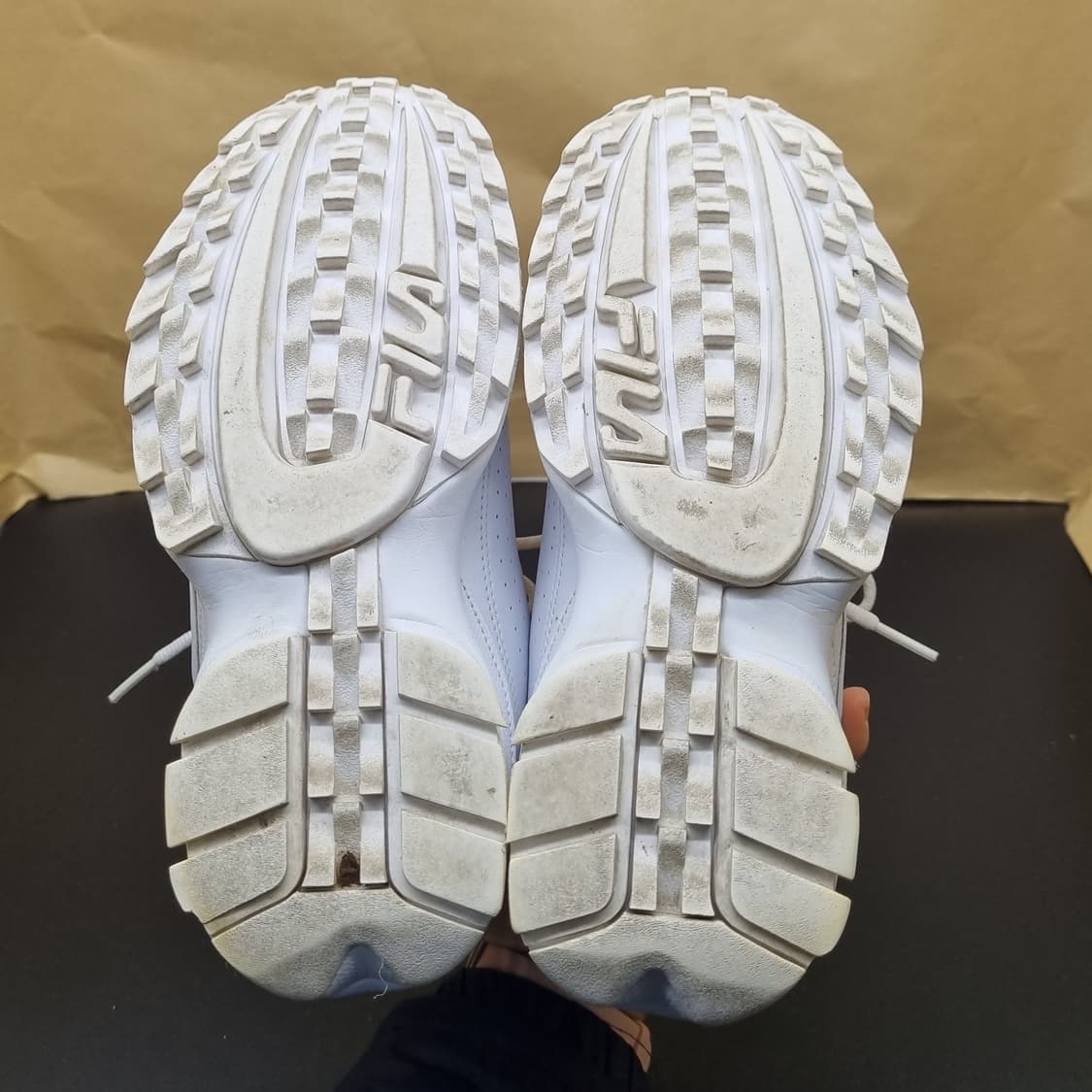 휠라 디스럽터2 운동화 245 상품이미지3