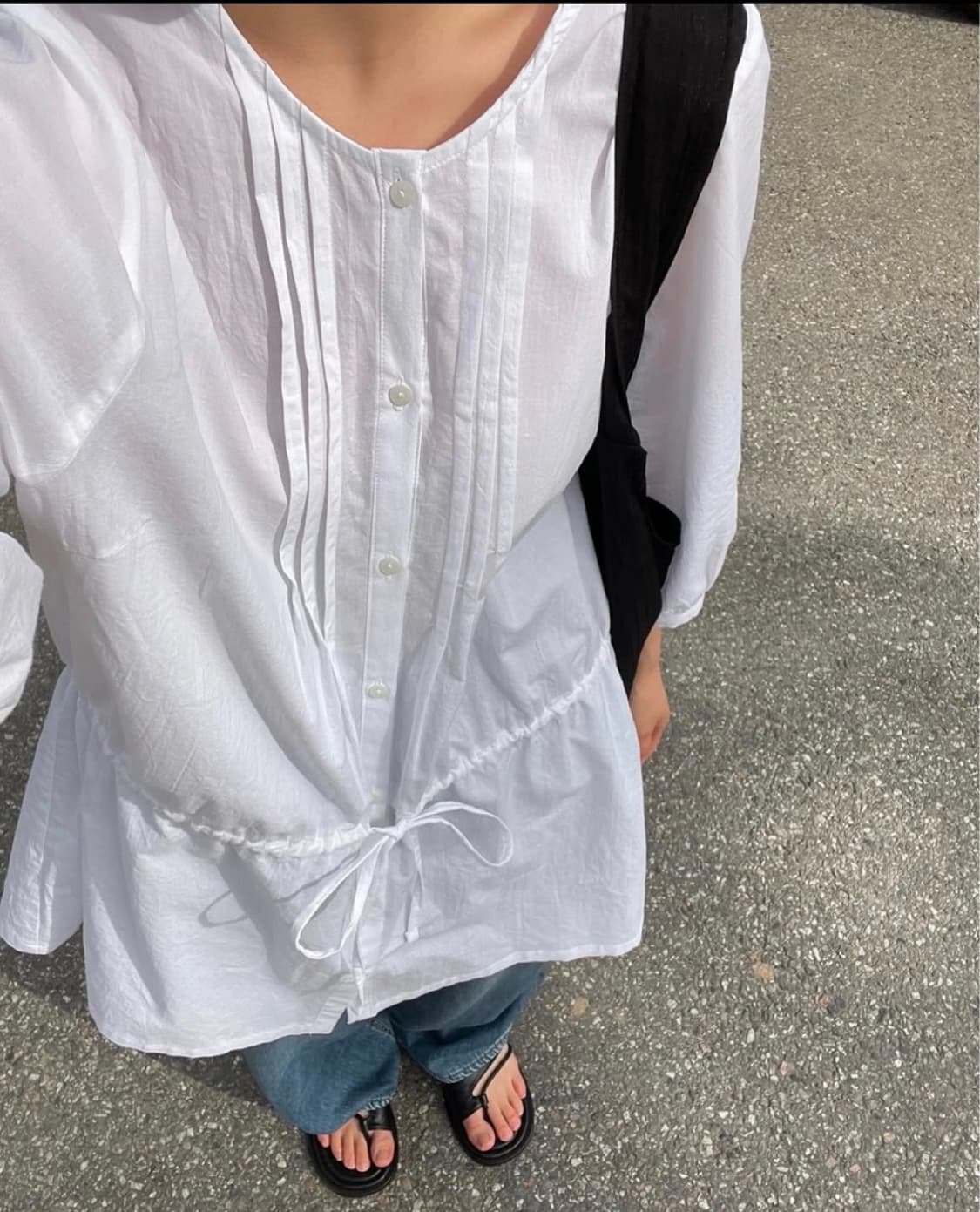 뮤어리 muary 데이지 핀턱 블라우스 상품이미지1