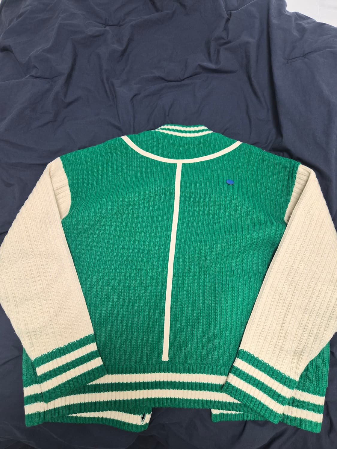 아더에러 톰가디건 A3사이즈 상품이미지5