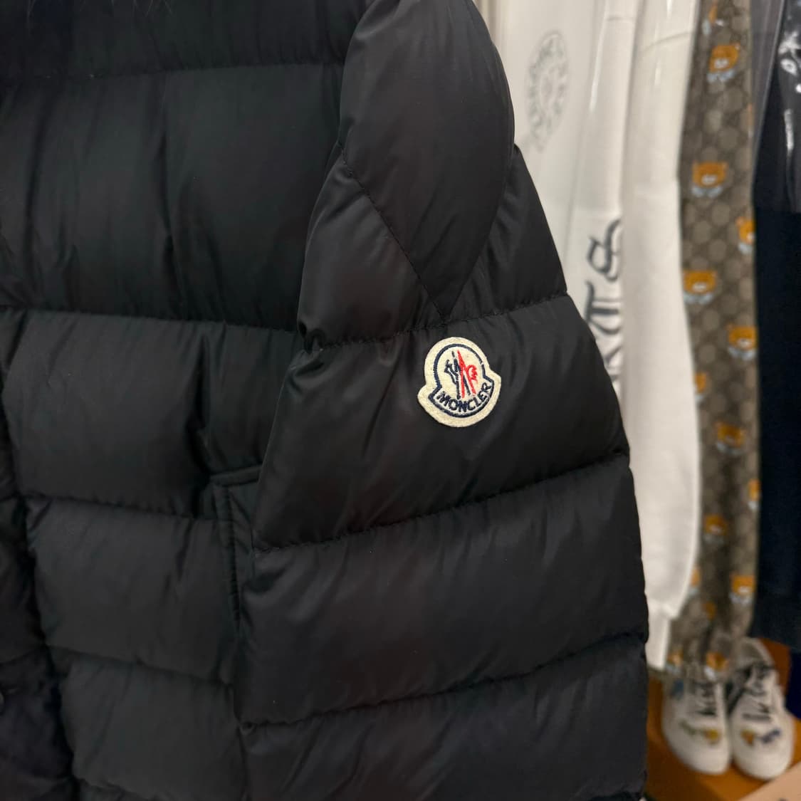 [5] 몽클레어 클루니 패딩 블랙 상품이미지4