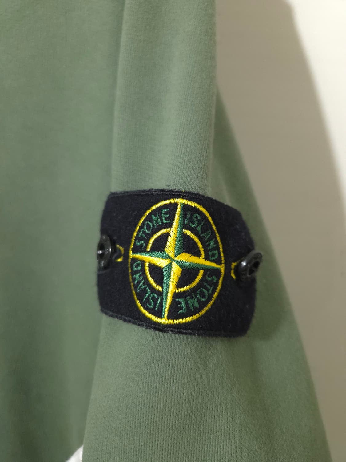 [새상품급] 스톤아일랜드 맨투맨 M Size Green 상품이미지7