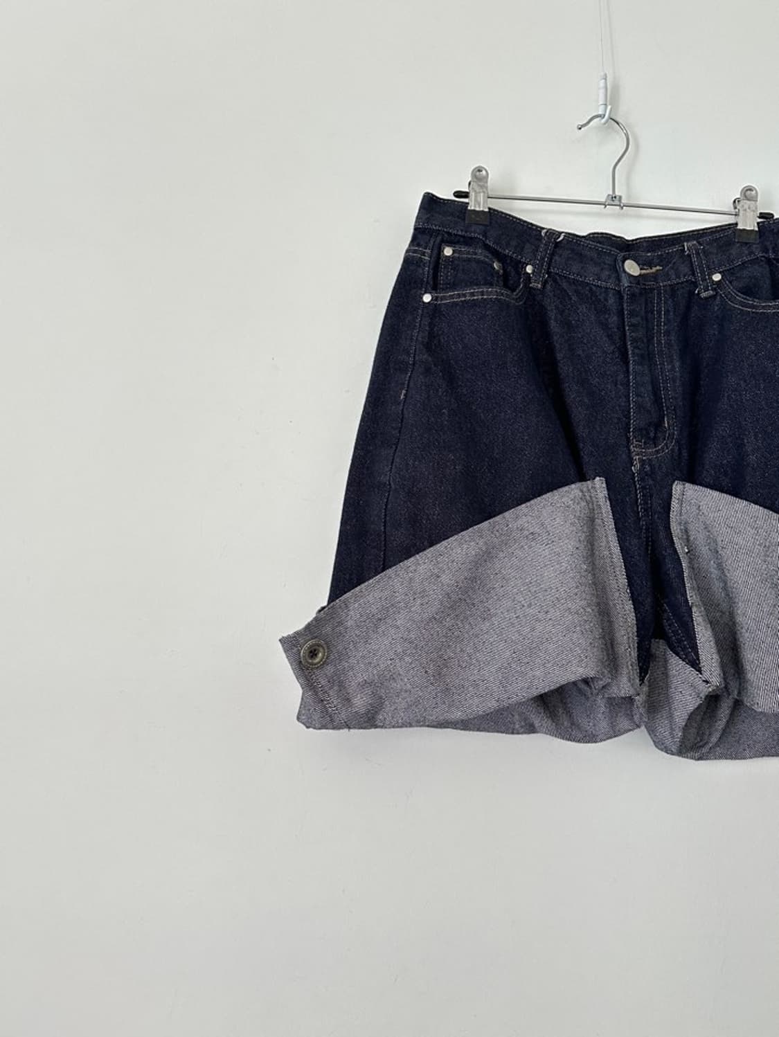 Upcycling reworked roll up denim pants 상품이미지2