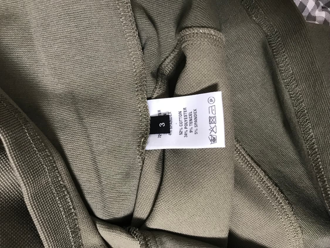 (3)Hyein seo 혜인서 모크넥 탑 카키 상품이미지4