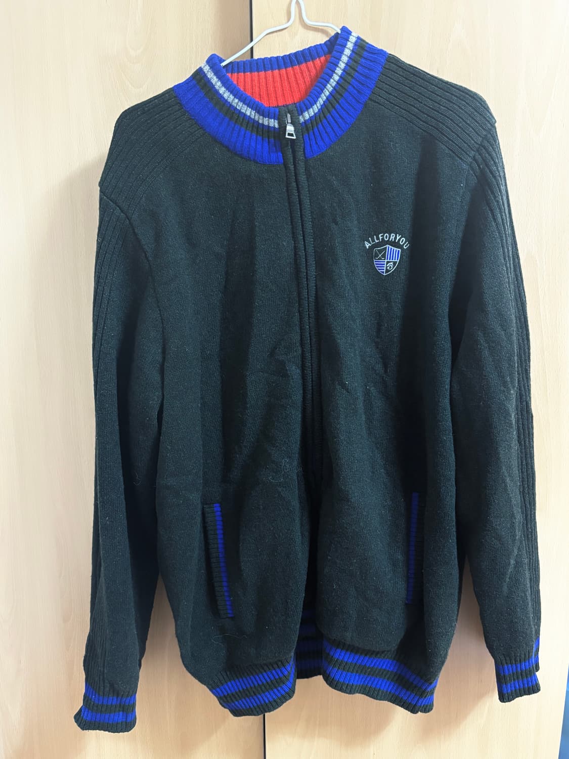 올포유 니트 집업 카키 상품이미지1