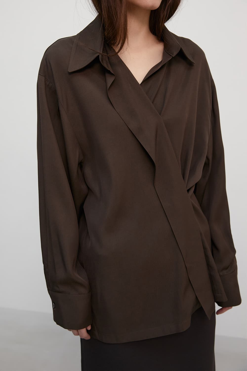 SUAMAR (수아마르) 오픈카라 투웨이 오버핏 셔츠 (새상품) 상품이미지2