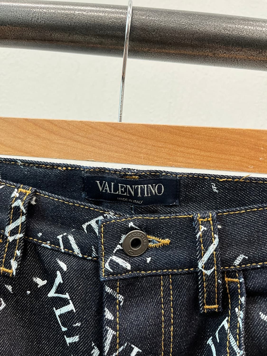 32) 발렌티노 레터링 청바지  상품이미지6