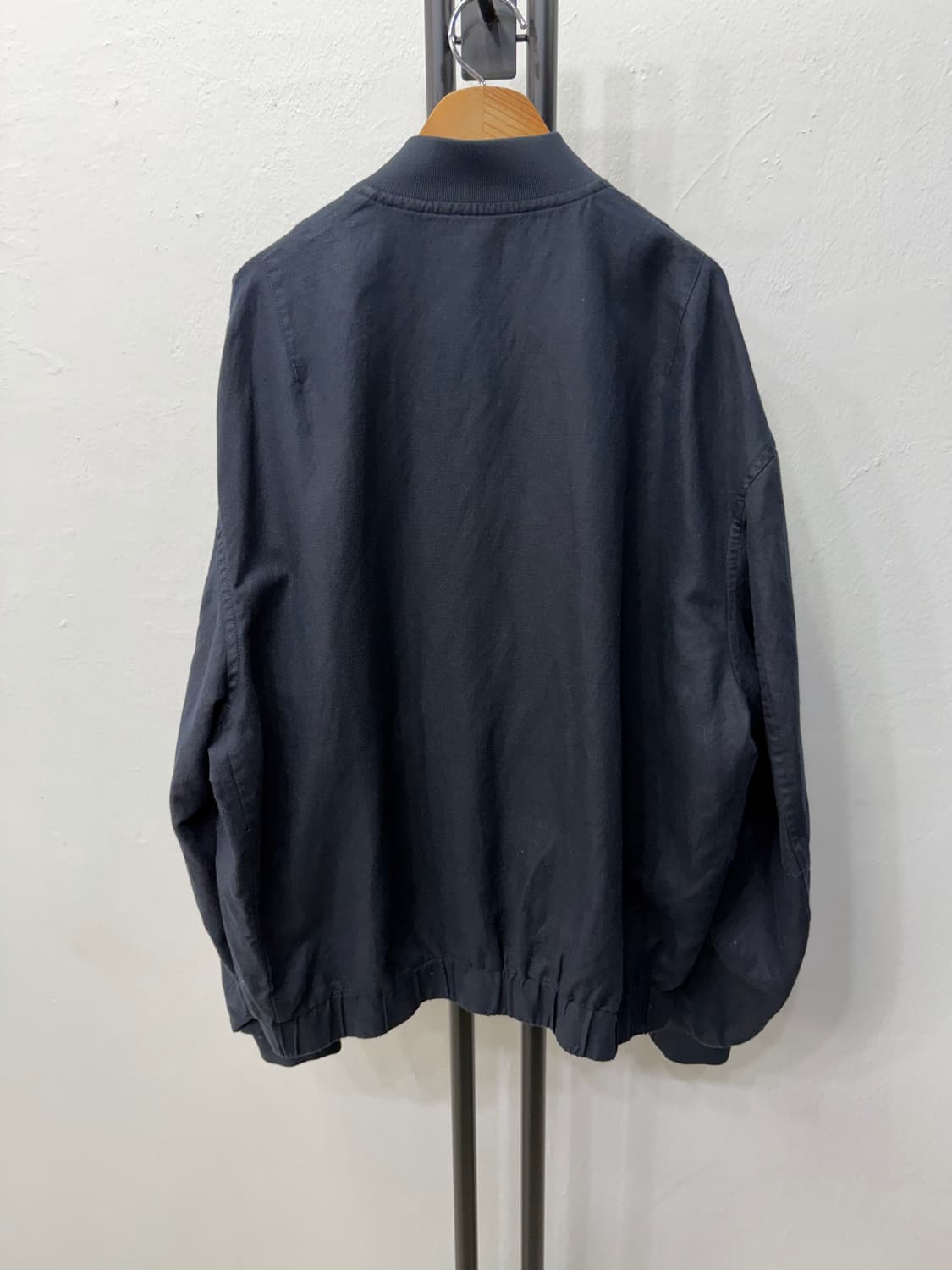 정품) COS 코스 남성 오버핏 블랙 봄버 자켓 M 상품이미지5