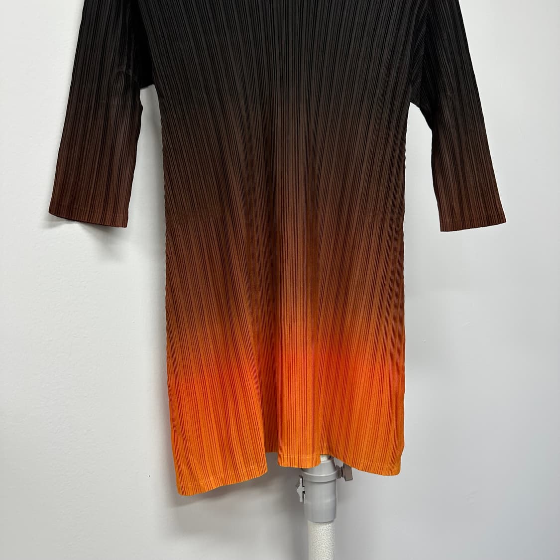 이세이미야케 플리츠플리즈 그라데이션 롱 탑 상품이미지3