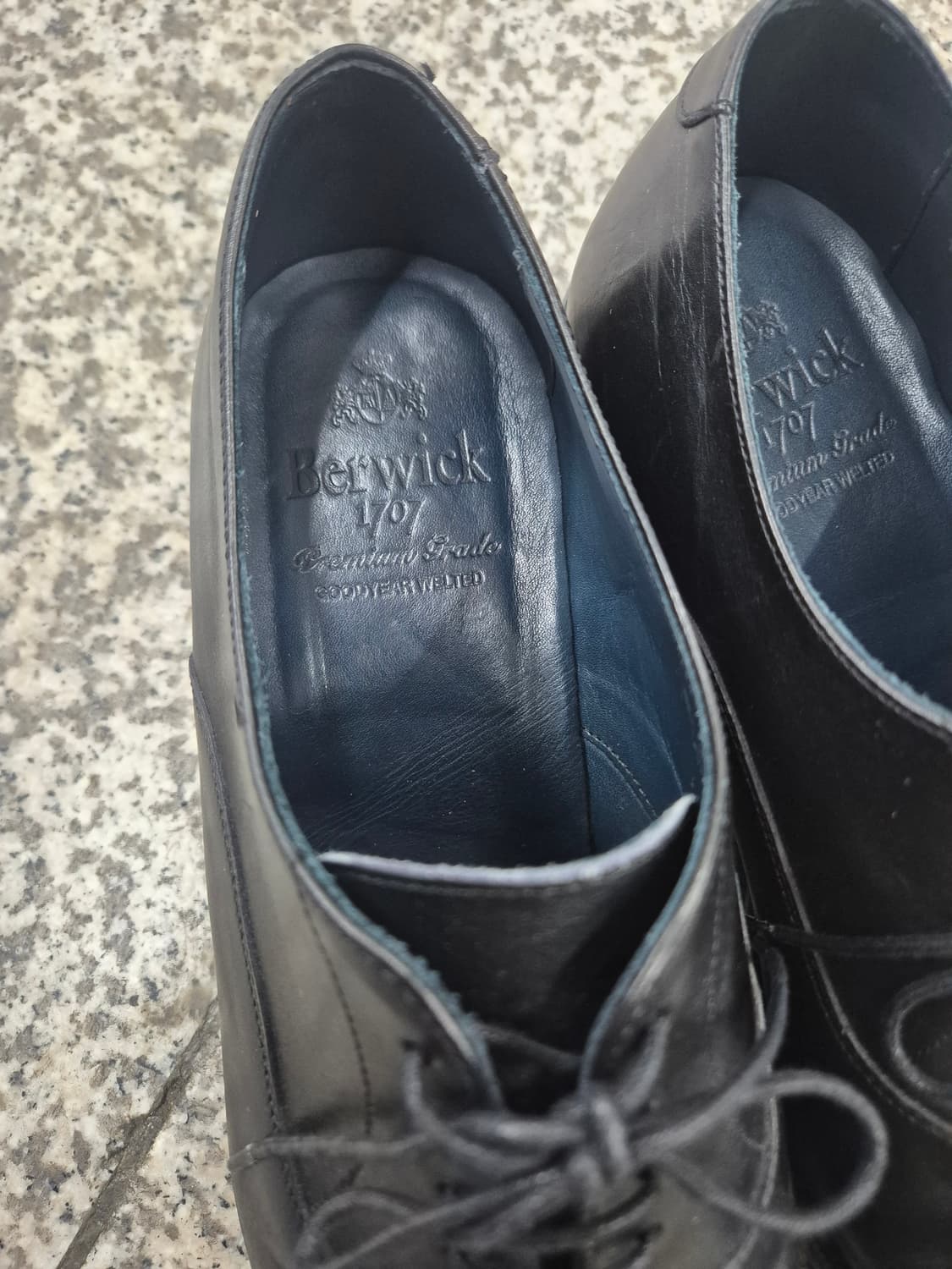 버윅 4311 스트레이트팁 블랙구두 270사이즈 팝니다 상품이미지5