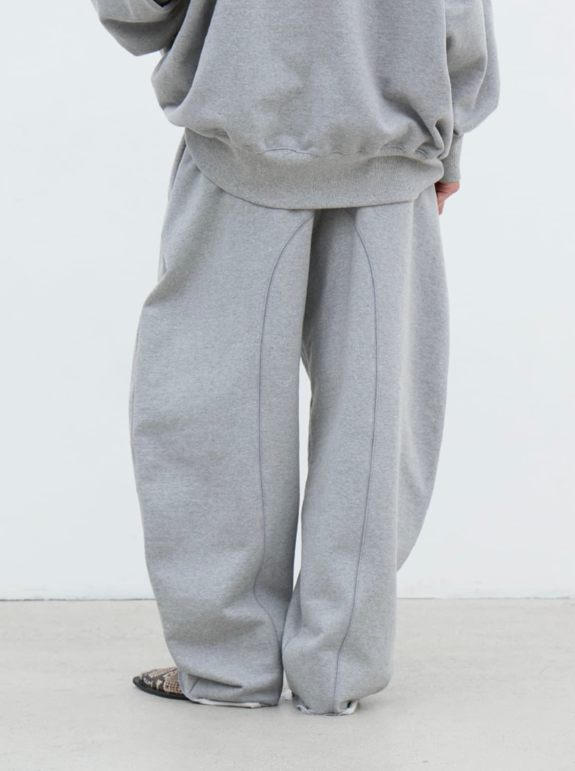 오브헤덴 조거 팬츠 화이트 컬러 상품이미지3