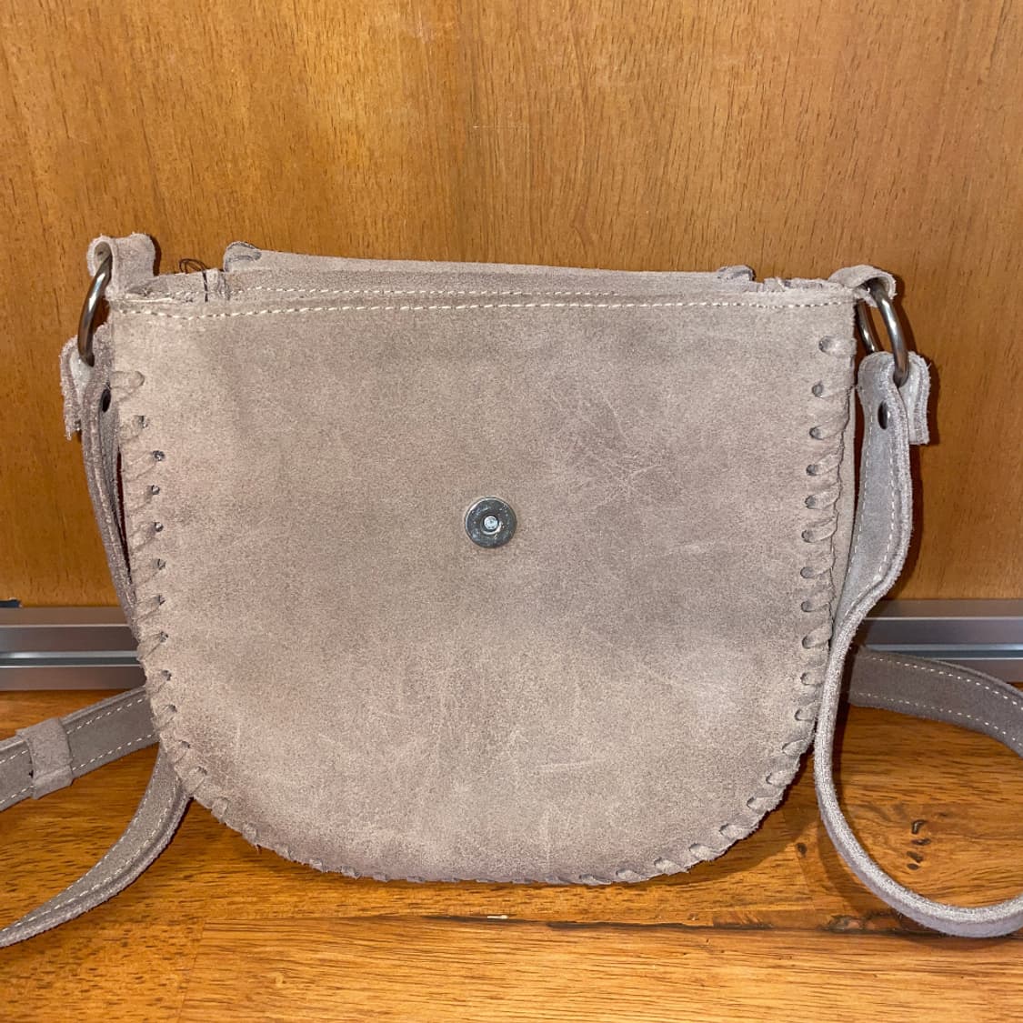 Suede Fringe Crossbody Bag_Taupe 상품이미지5