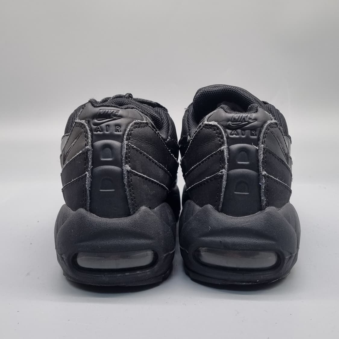 나이키 에어맥스 95 트리플블랙 운동화255 상품이미지4