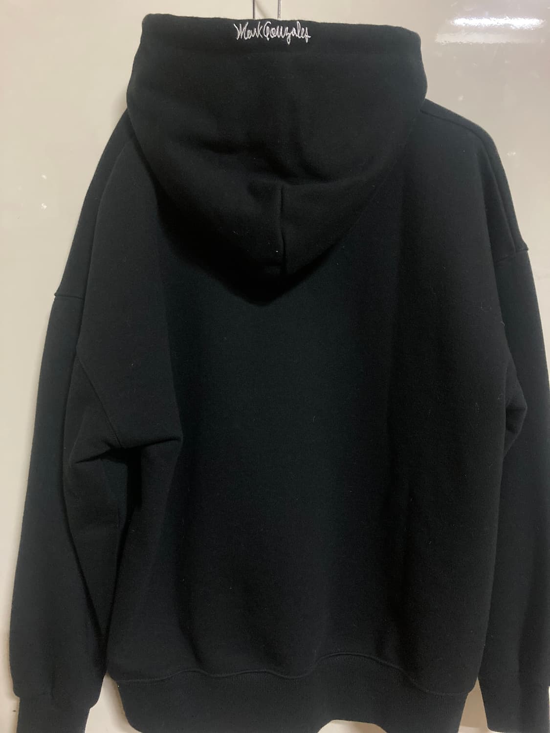 마크곤잘레스 후드티 상품이미지2