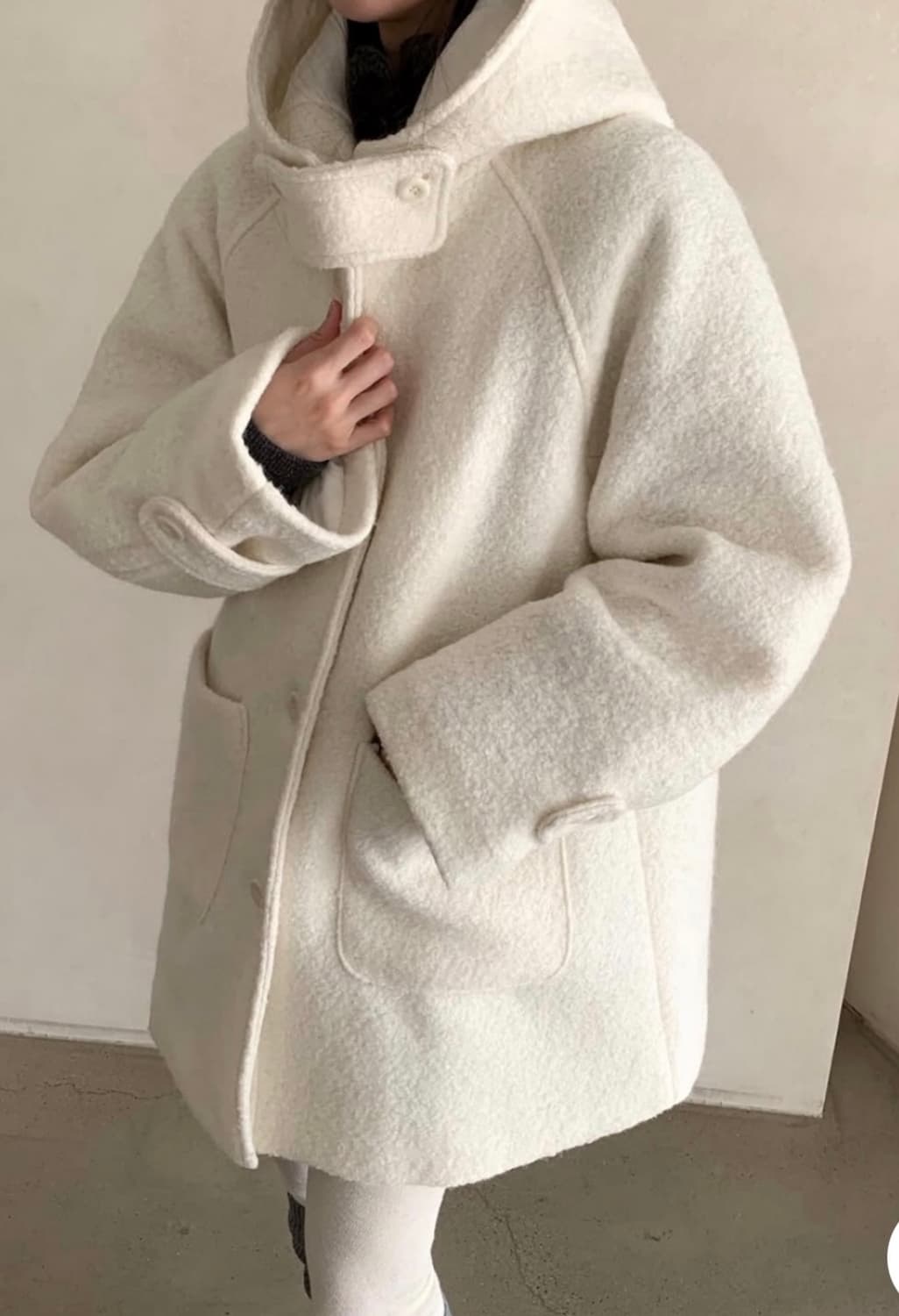 부클 하이넥 후드 하프코트 화이트 상품이미지3