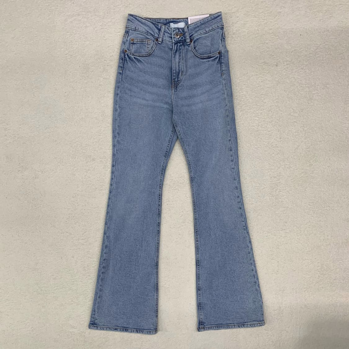 [25/새상품] H&M 하이웨스트 플레어 데님팬츠 상품이미지3