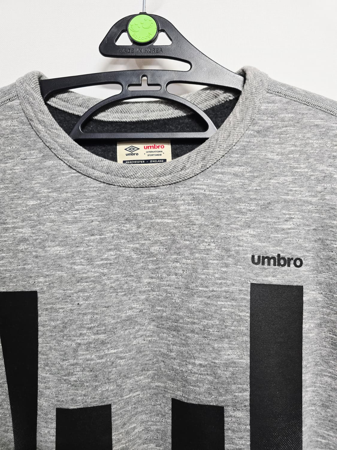 엄브로 그레이 기모 맨투맨 티셔츠 상품이미지2