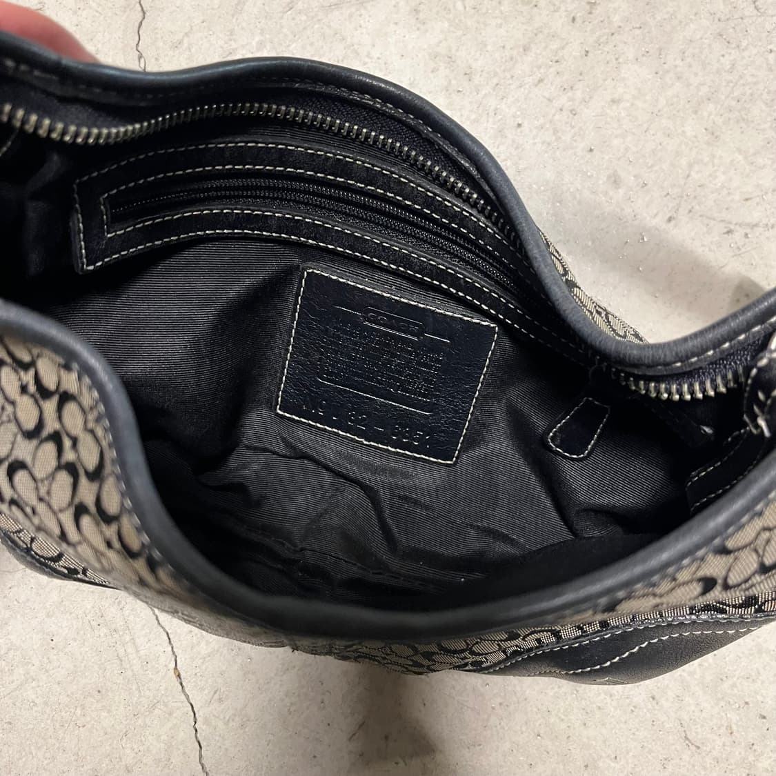 old coach 올드코치 미니 호보백 상품이미지6