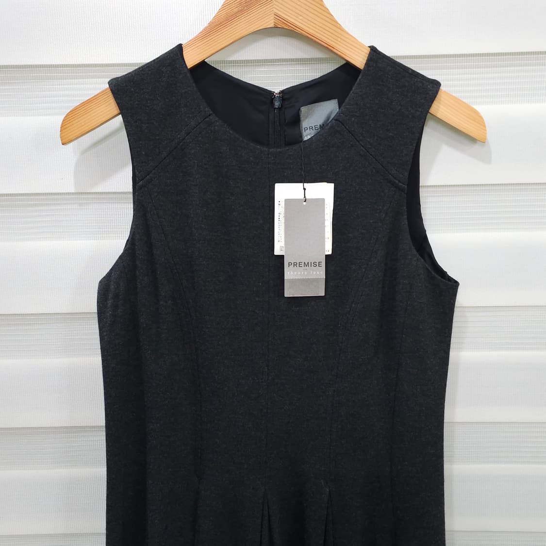 PREMISE theory luxe 민소매 원피스- 우먼36 상품이미지2