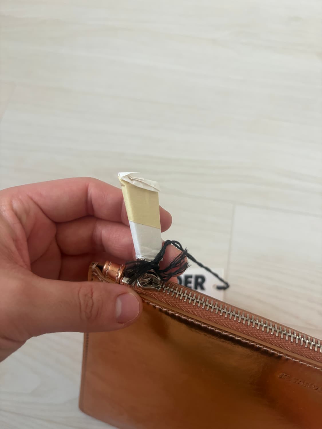 질샌더 레더 클러치 백 상품이미지2