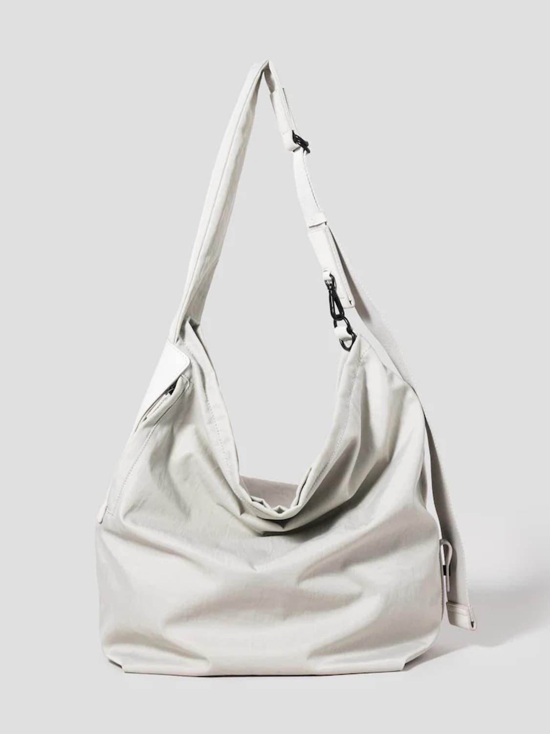 빈폴 LESS BAG2 라지 라이트 그레이 상품이미지1