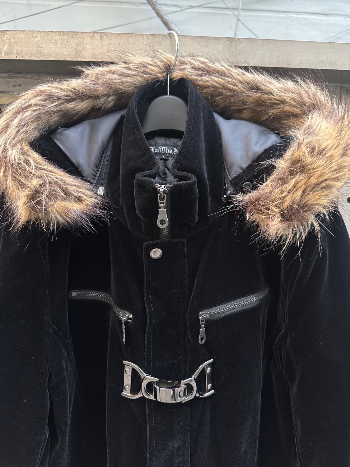 IN THE ATTIC fireman velour fur jacket 상품이미지3