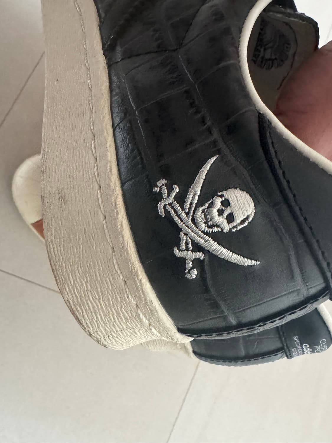 아디다스 슈퍼스타 컨소시움 (카시나,네이버후드) 상품이미지5