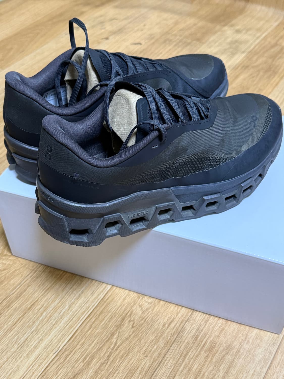 PAF x ON 클라우드몬스터 브라운  상품이미지3