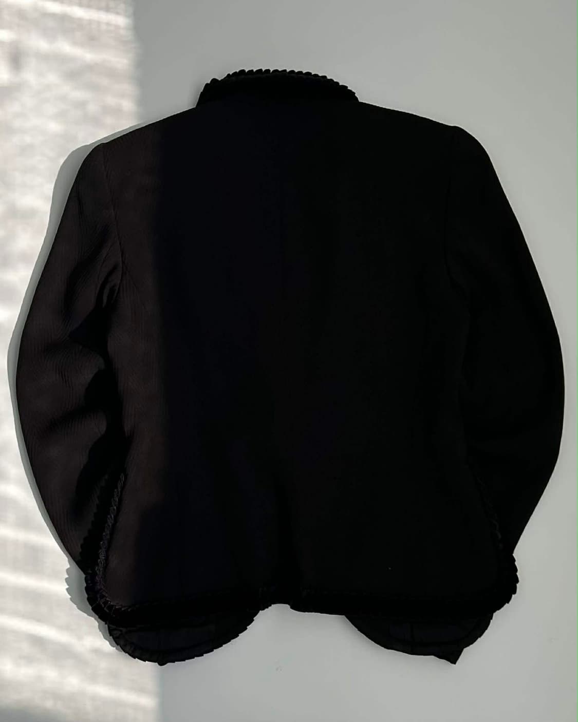 [38] 엠포리오 아르마니 매장판 벨벳 트림 테일러드 블레이져 자켓 상품이미지2