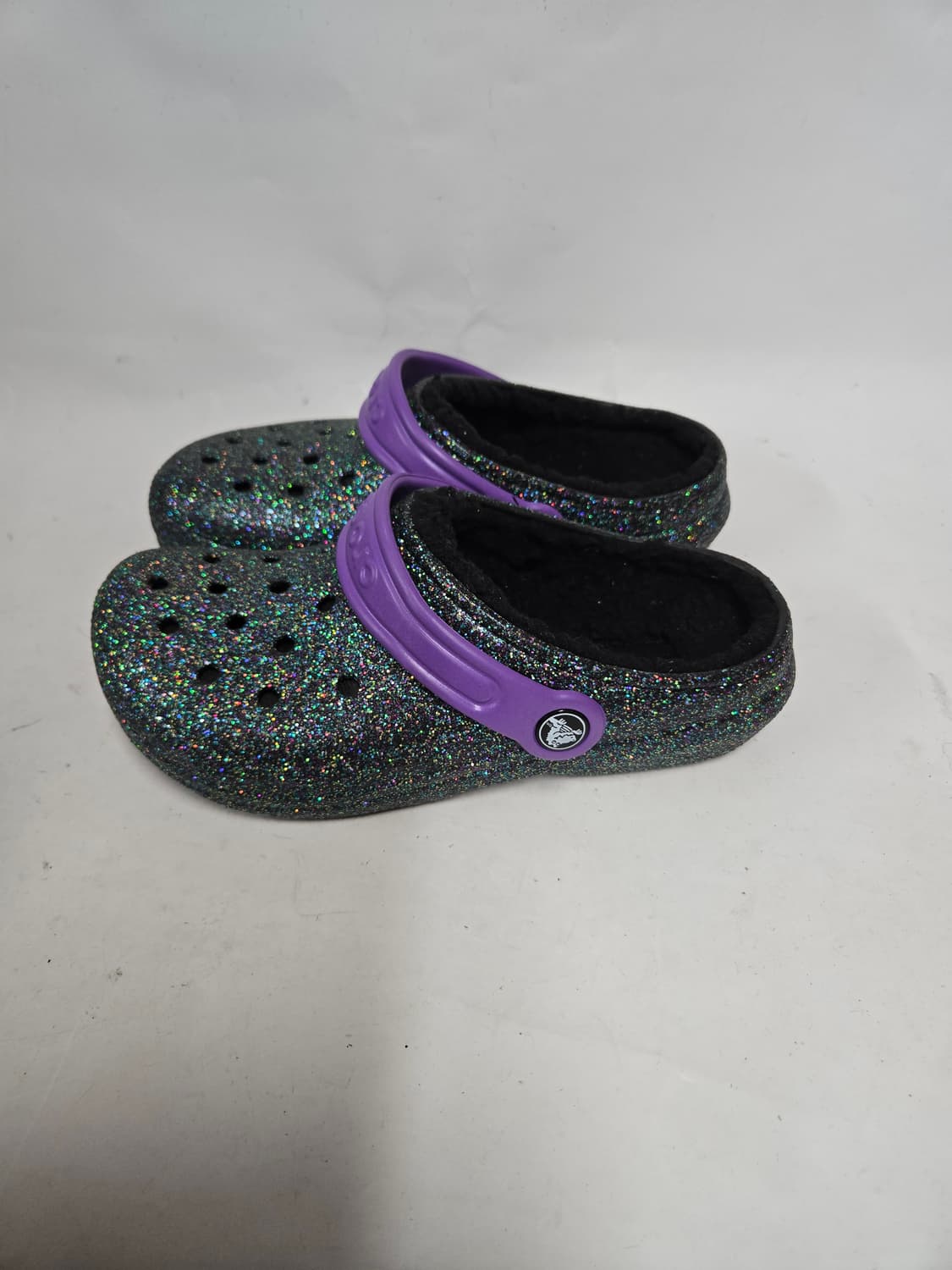 거의새신발)크록스 글리터 털 실내화 퍼플J2 210mm 상품이미지3
