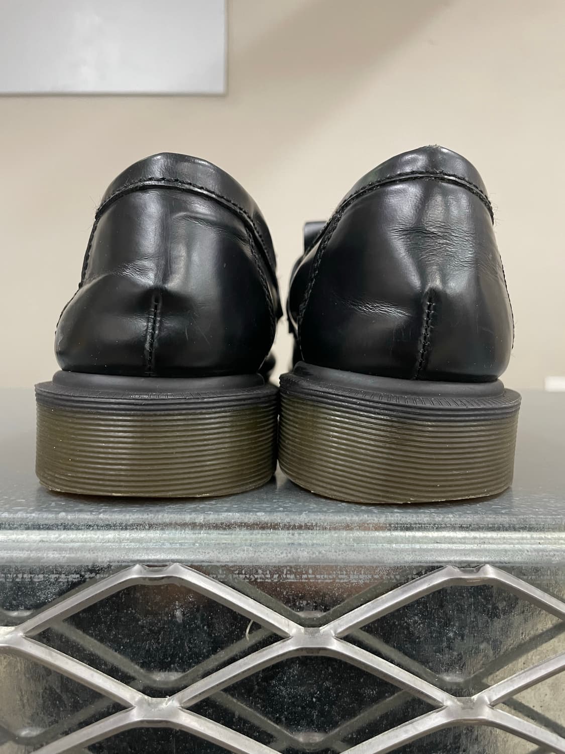 닥터마틴 아드리안 태슬 로퍼 블랙 uk8 (gr-4143) 상품이미지3