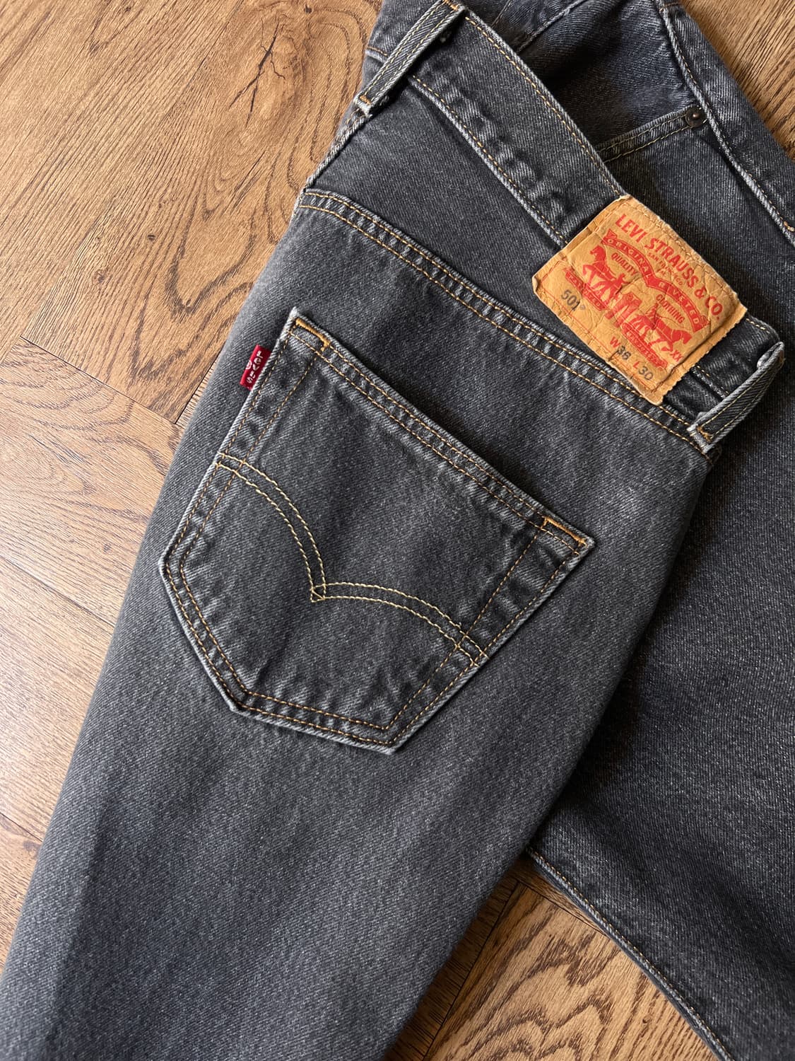 [36]리바이스 501 빈티지 워싱 흑청 데님 팬츠 상품이미지5