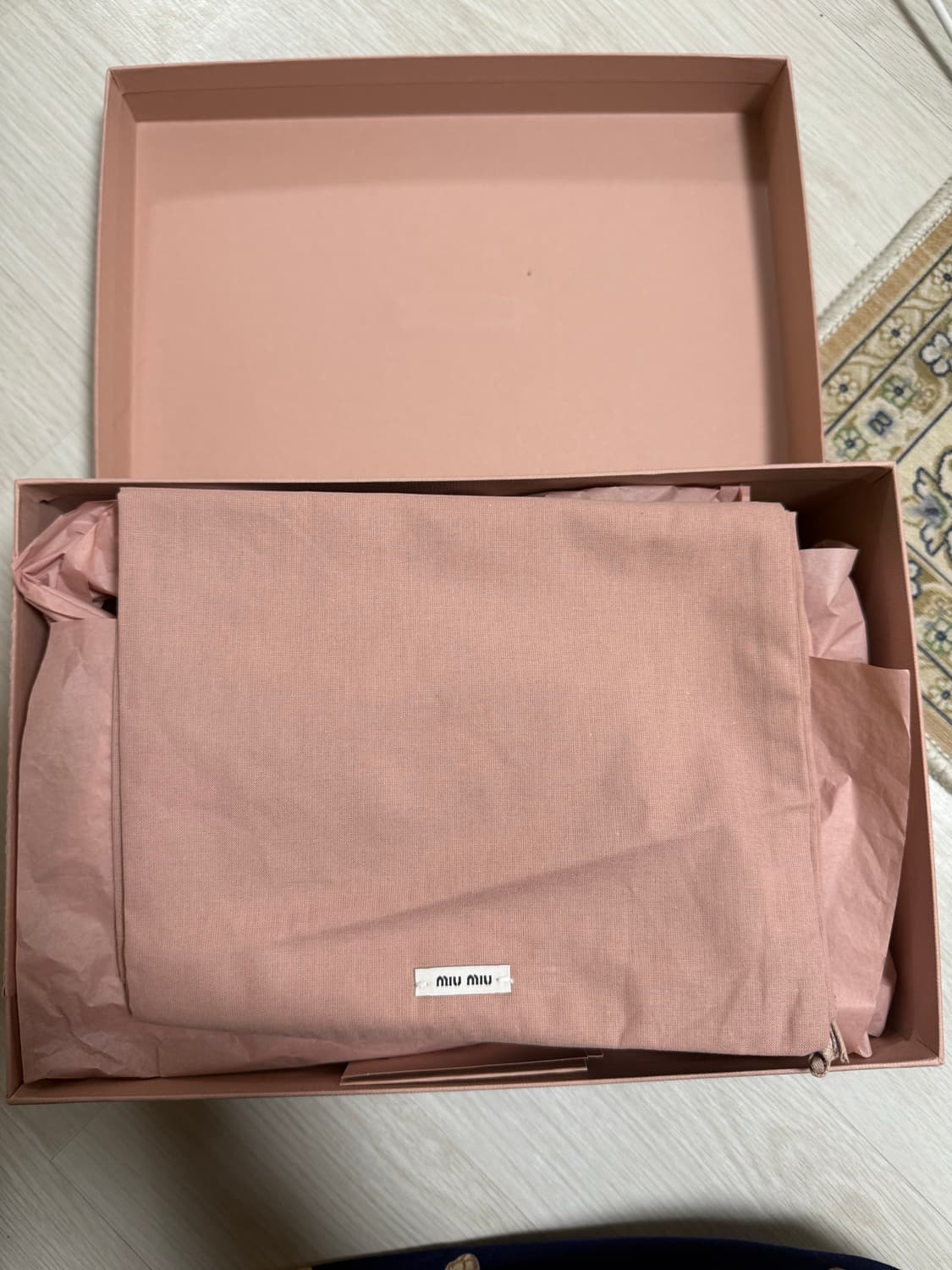 미우미우 데님 스니커즈 37.5사이즈 풀박 상품이미지5