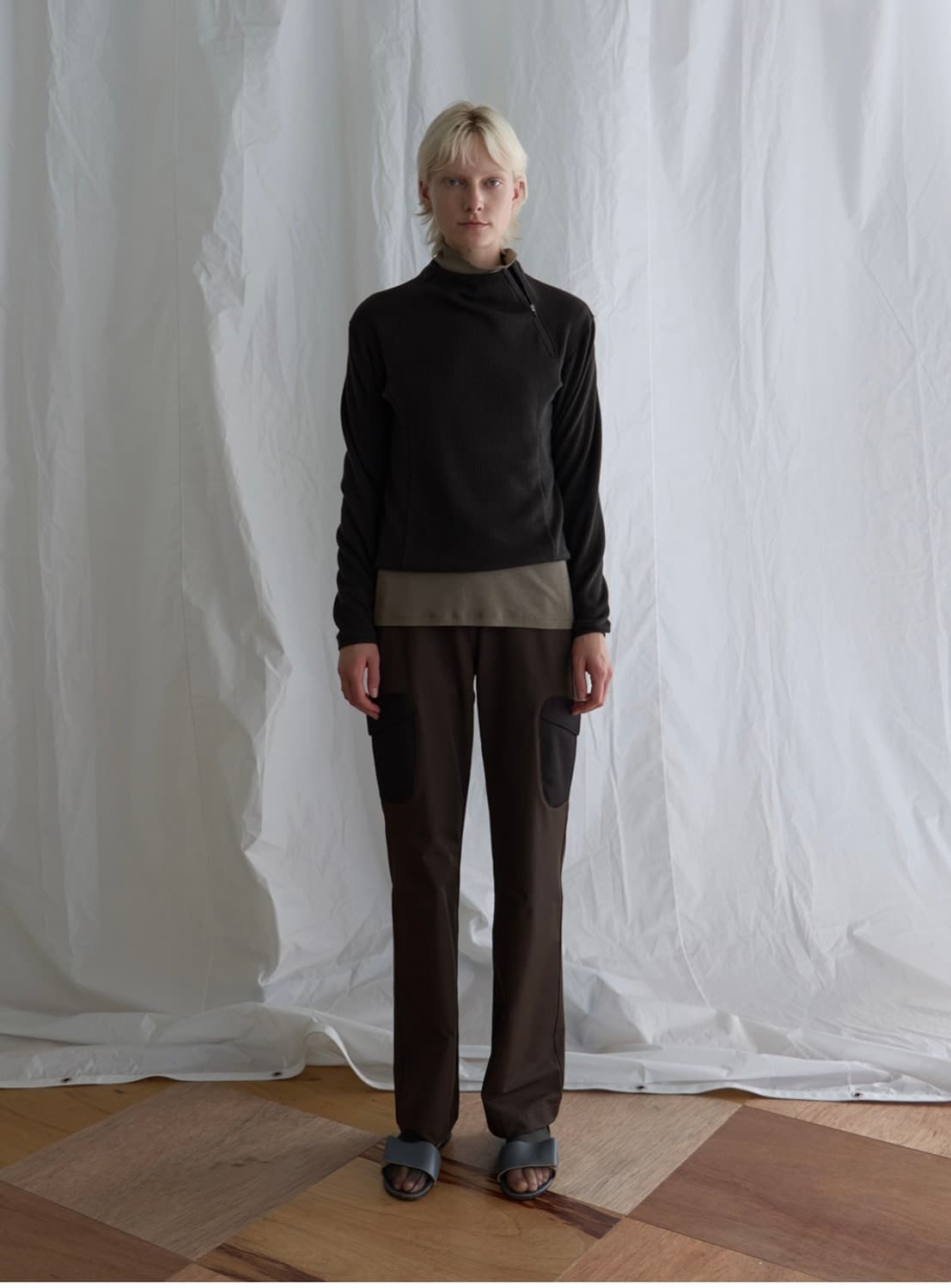 Pica slide half zip-ip 스웨터 상품이미지2