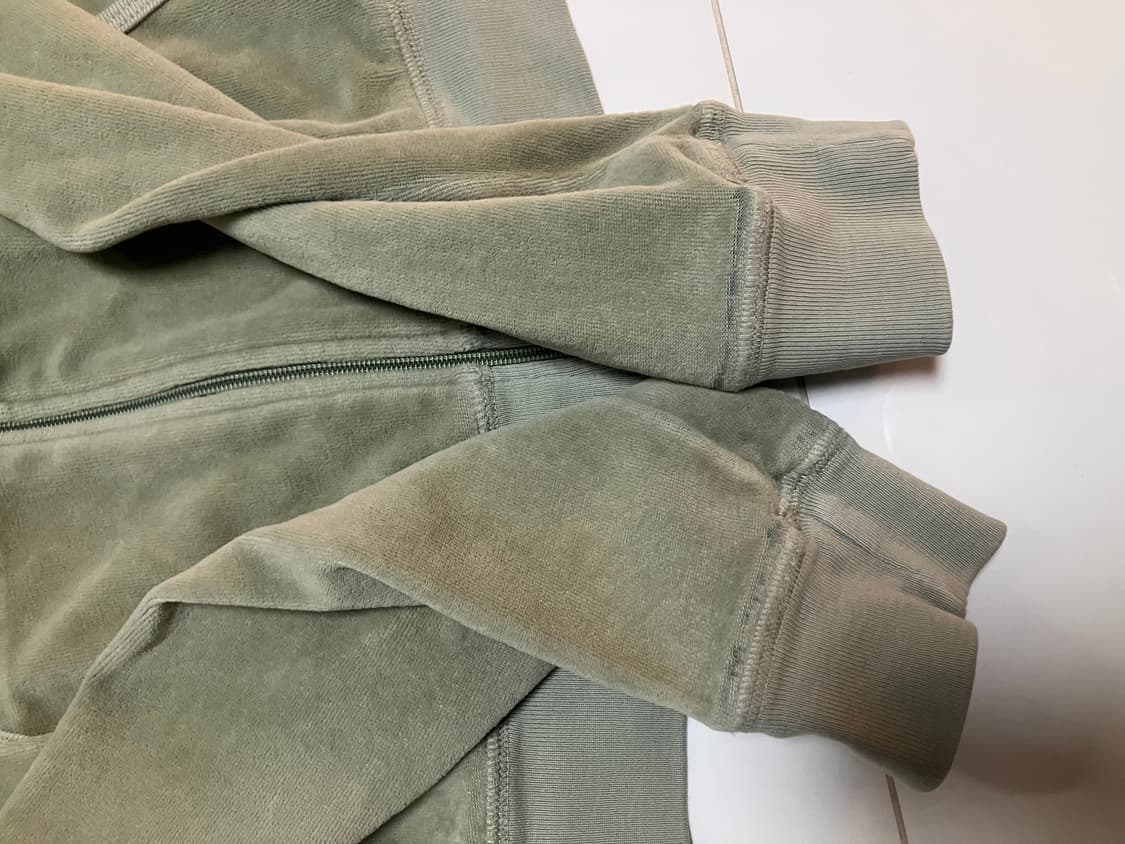 Y2K 쥬시 꾸뛰르 쑥색 벨루어 후드집업 상품이미지4