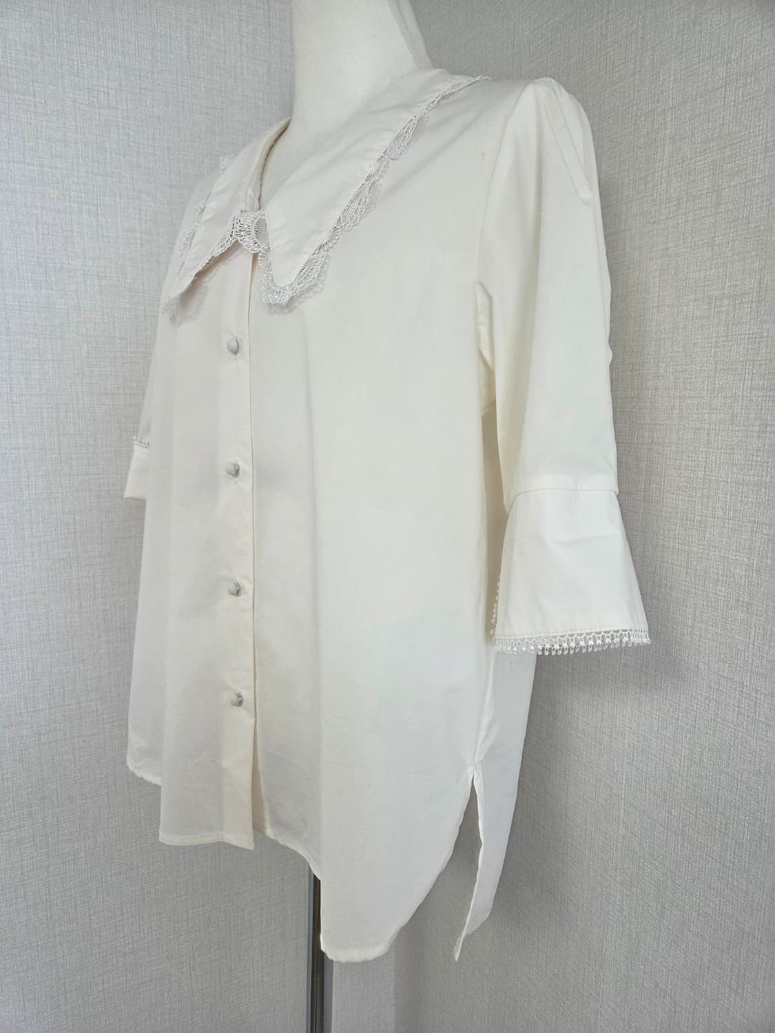 더아이잗   블라우스  상품이미지3