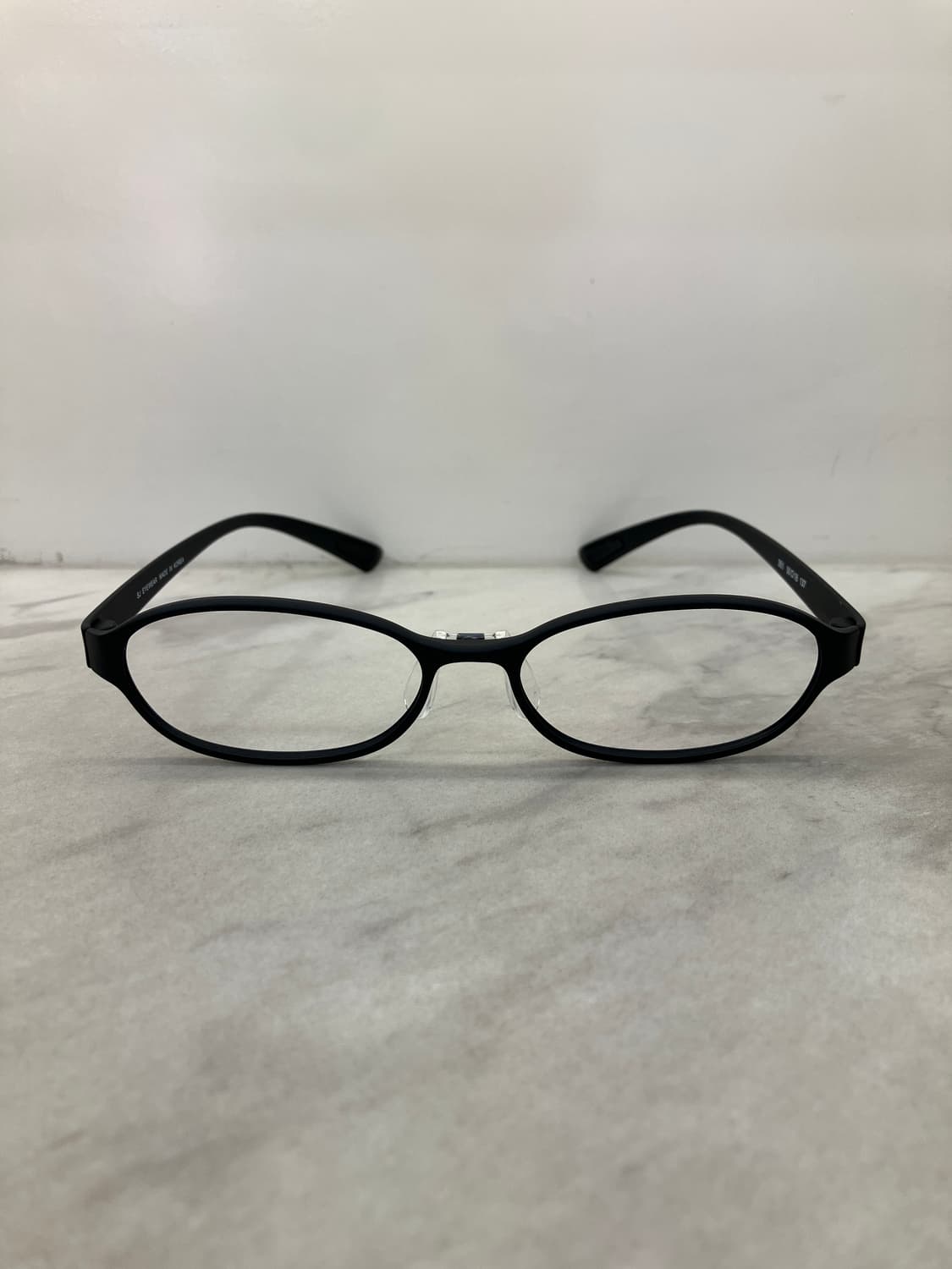 B81 CLOD 경량 블랙 오벌 슬림 뿔테 안경351 상품이미지6