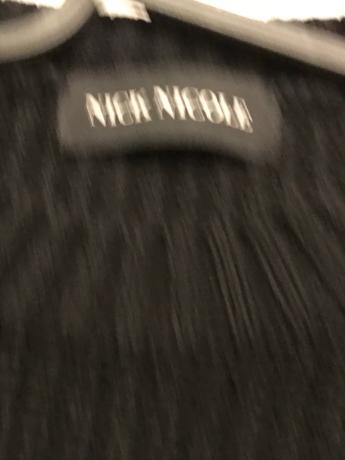 닉앤닉콜 오프숄더 니트 블랙 검정 상품이미지2