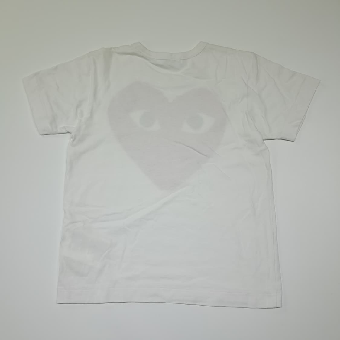 CK114 L 꼼데가르송플레이 일본판 빅하트 화이트 티셔츠 상품이미지7