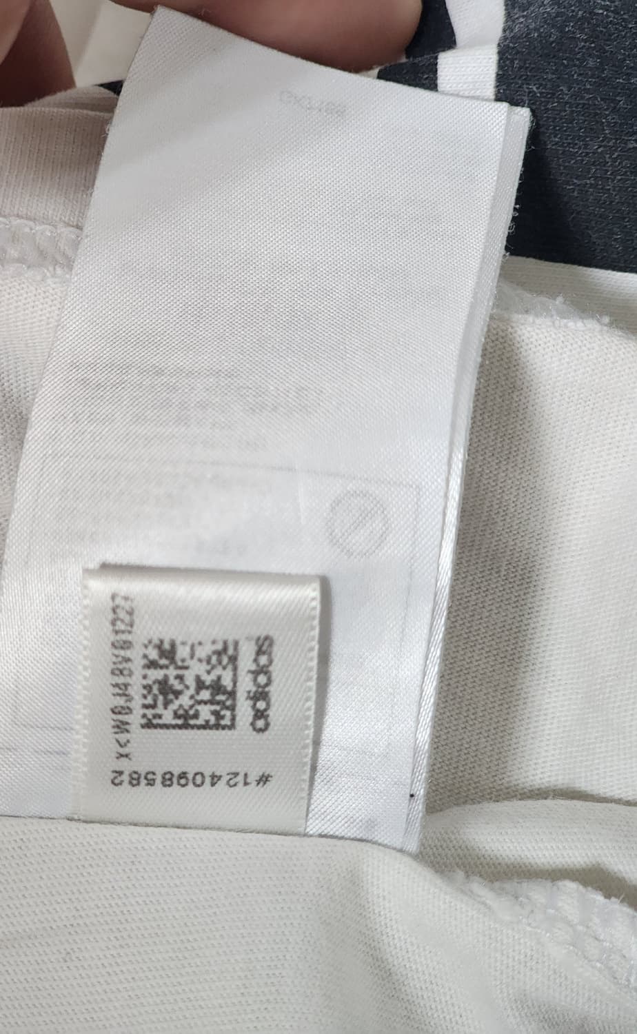 아디다스 오리지널스 발렌타인데이 하트 로고 반팔 티셔츠 95 (M) 상품이미지5