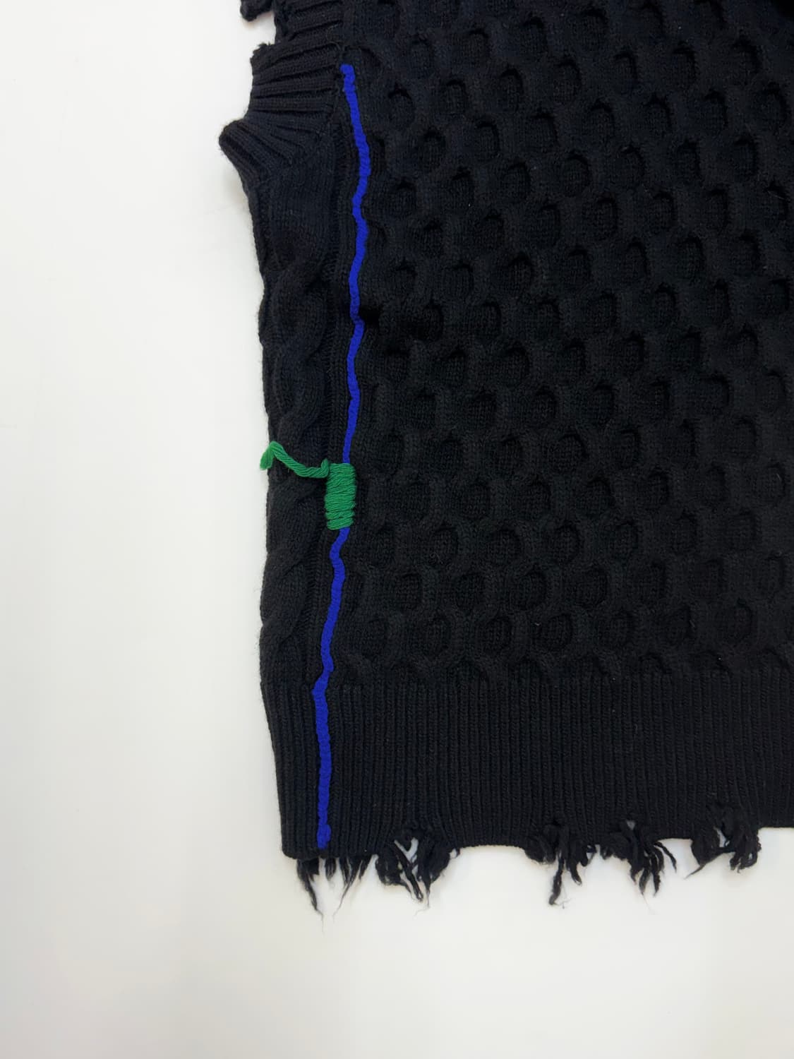 자라 x 아더에러 블랙컬러 오버사이즈 니트 베스트 상품이미지3