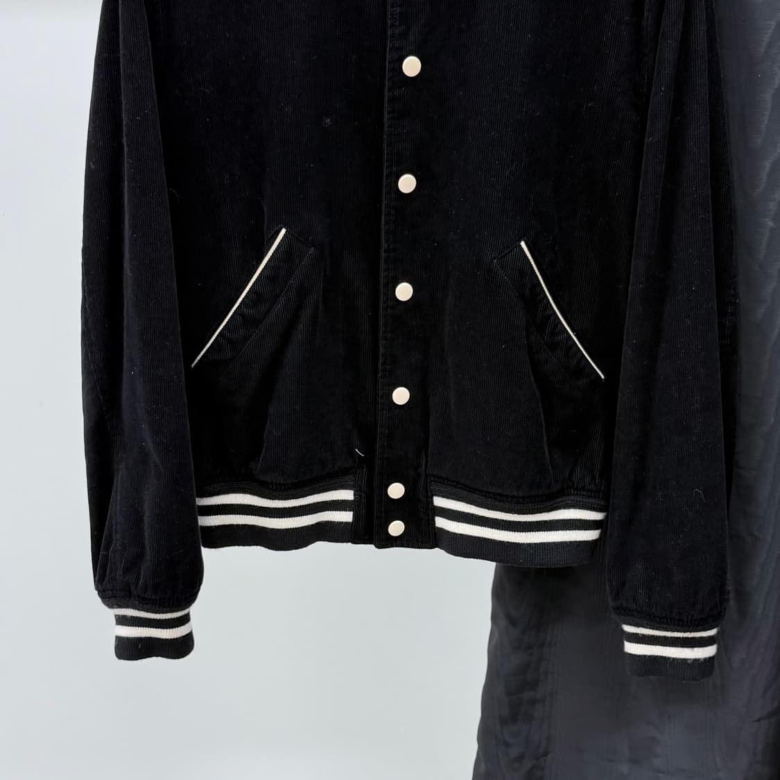 [50/새상품급] 셀린느 코듀로이 백로고 테디자켓 블랙 상품이미지5