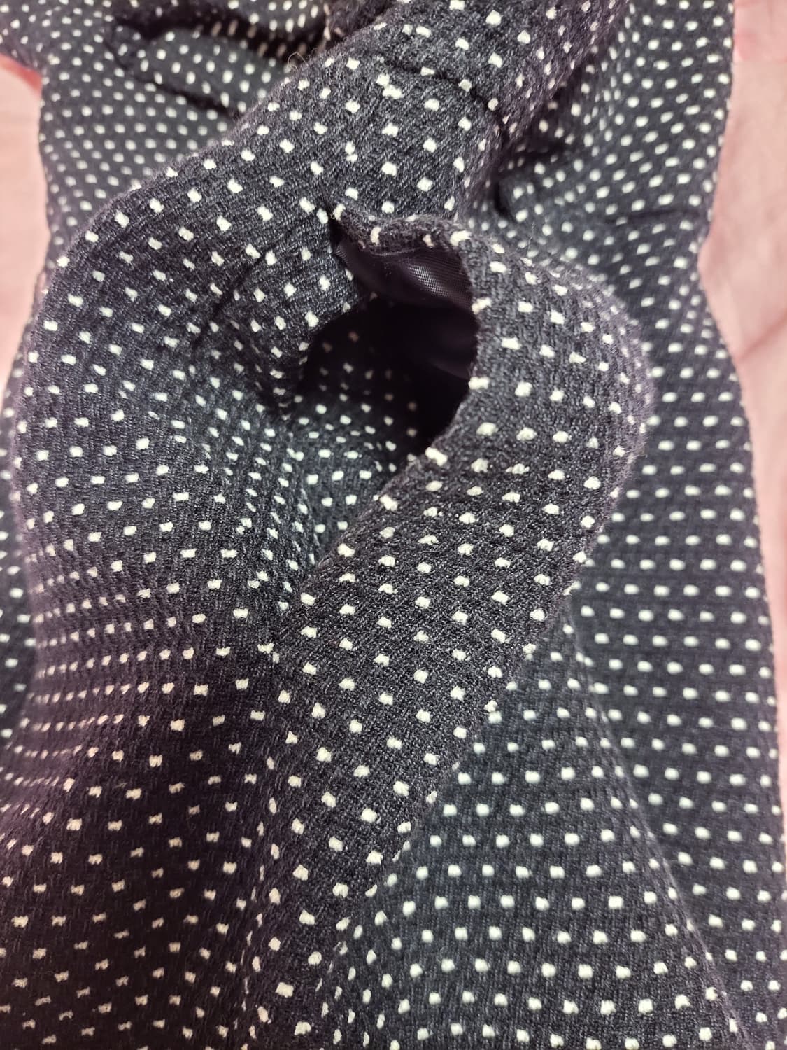 급처상태좋음!메긴매긴나잇브릿지 밑단러플레이스 도트 모직 원피스 레니본st 상품이미지4