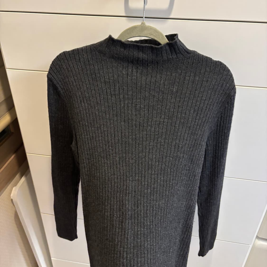 울100% 반목 골지 그레이 언발 니트 상품이미지4