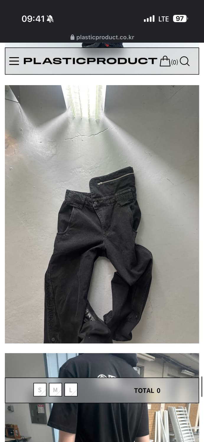 L) 플라스틱프로덕트 SINGLE WAIST POCKET 블랙 데님 팬츠 상품이미지1