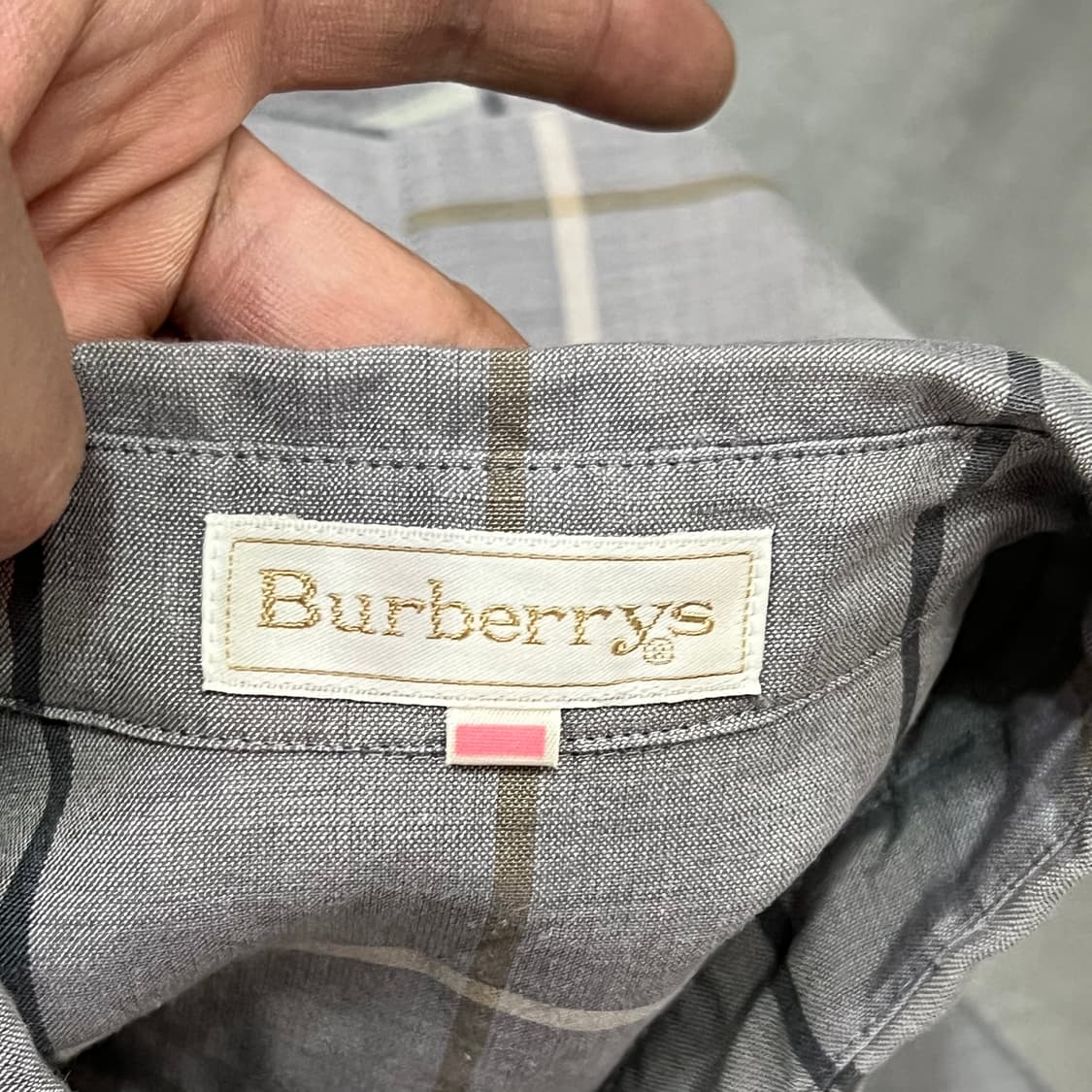  버버리 체크 히든버튼 하프 셔츠 y16377 상품이미지6