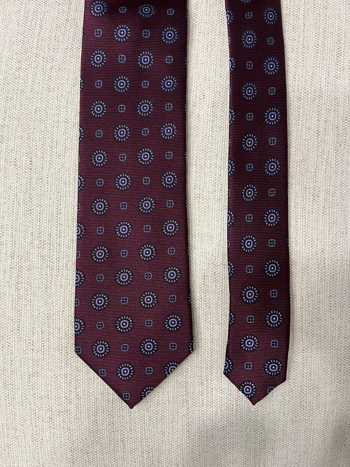 로가디스 넥타이 와인컬러 상품이미지1