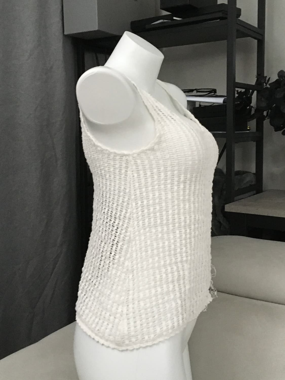 ༒ White see-through knit sleeveless 상품이미지2